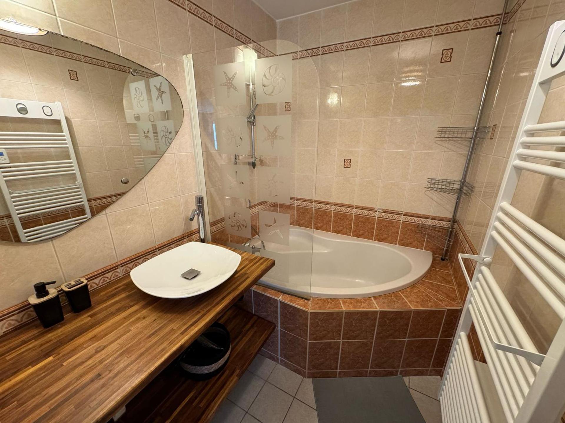 Garden Gauguin box Eurexpo-Lyon- Stadium