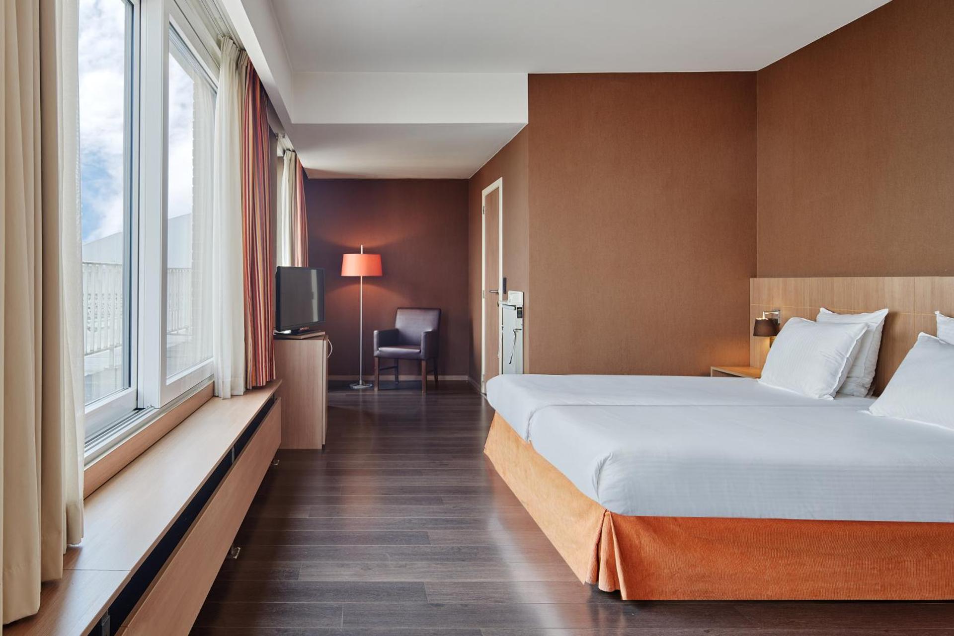 Twin Room with Balcony