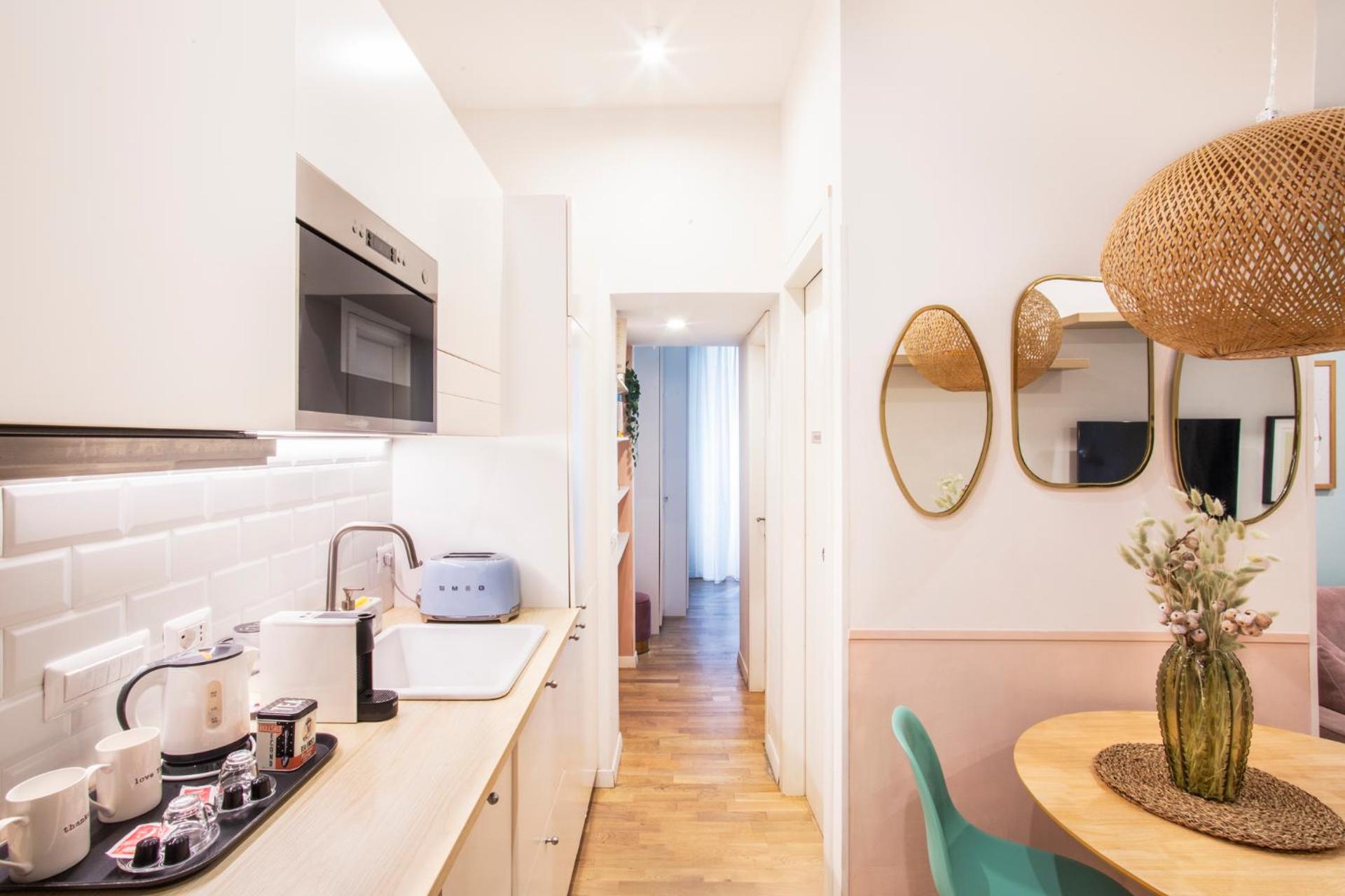 Kitchen or kitchenette