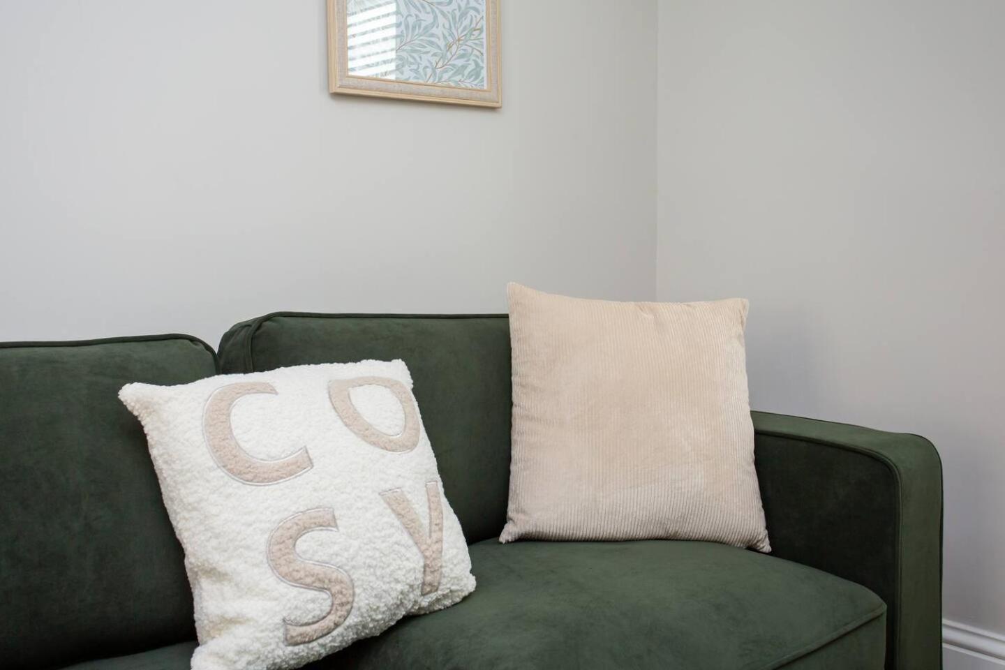 Vacant Nests Castle Hill Wi-Fi Village