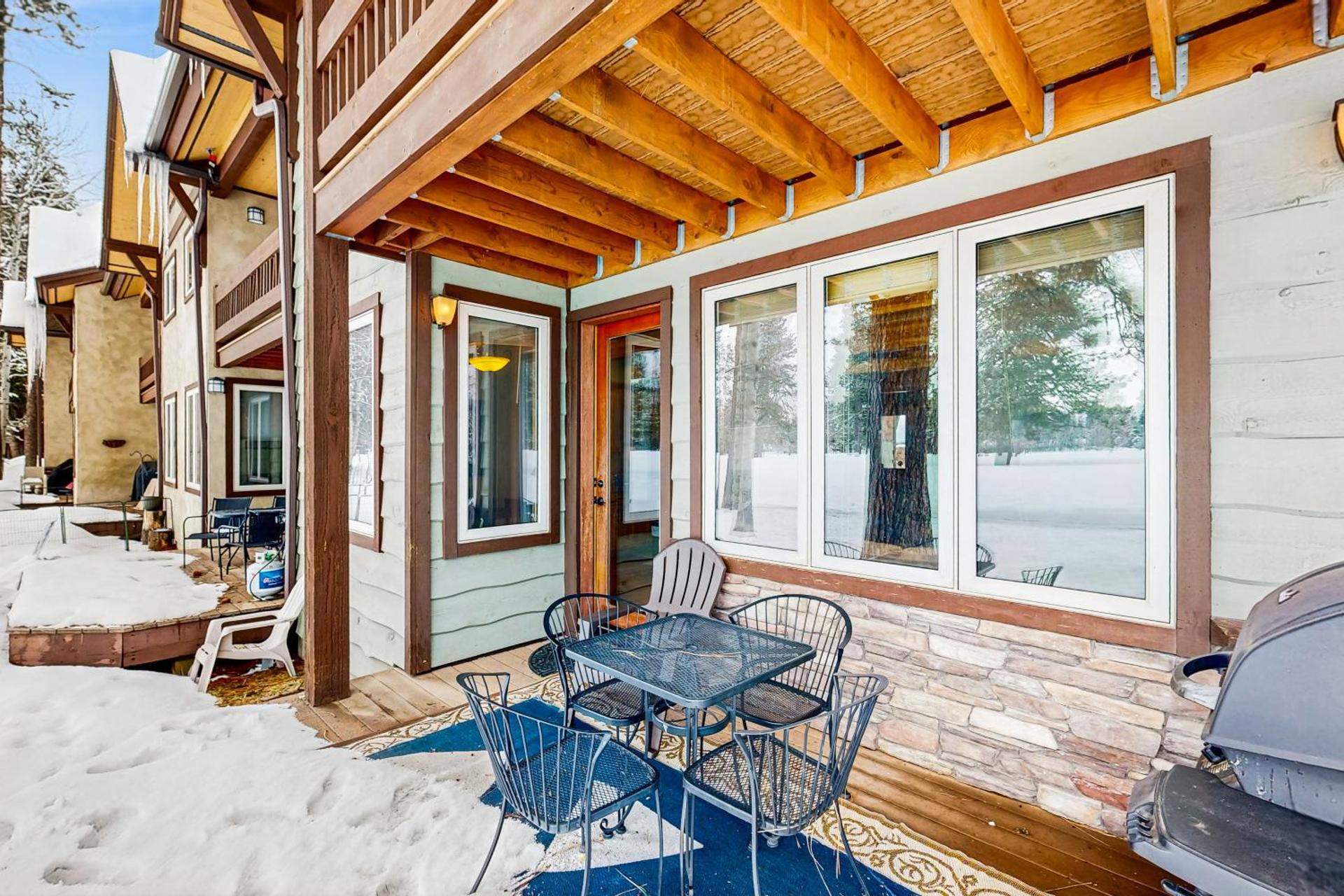 Shiner Creek Retreat