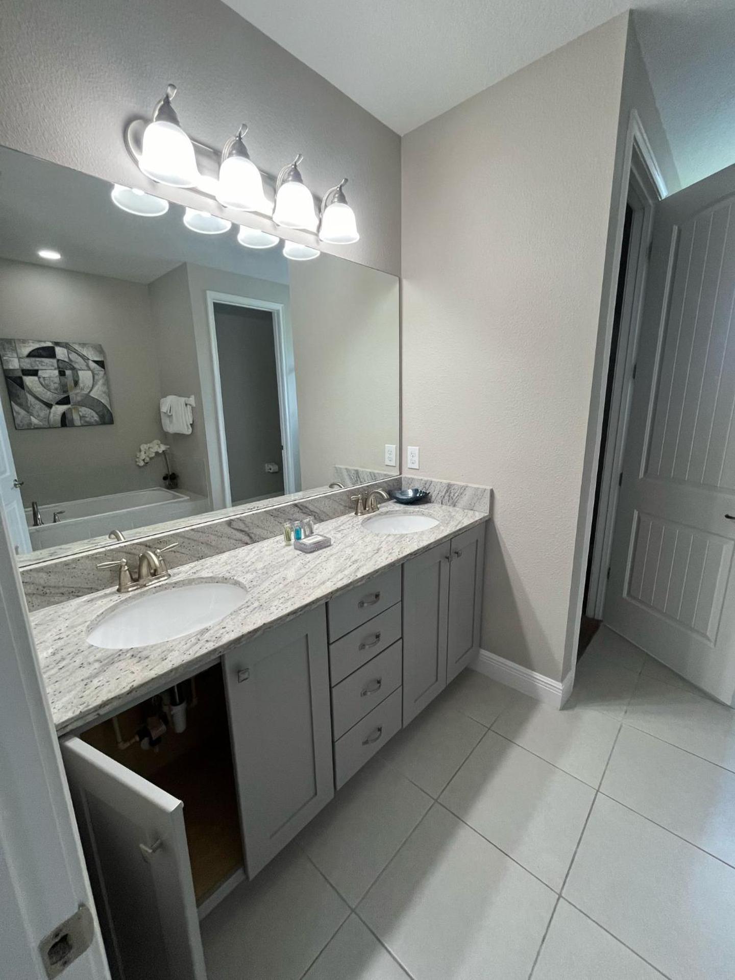 Luxury 6 BR 6 Bath @Encore Resort Pool Spa Grill.