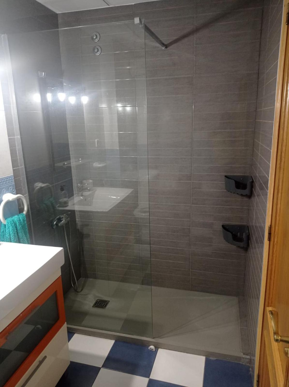 apartamento con piscina