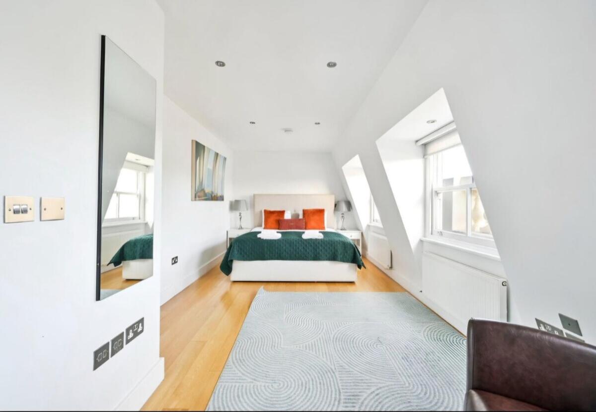 3 bedrooms penthouse in Queen's gate