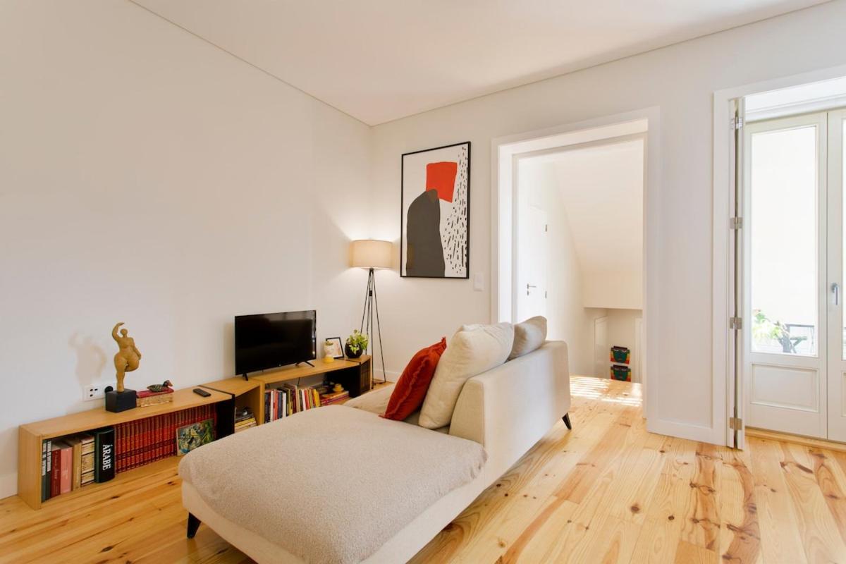 Aposentus - Poveiros Terrace View