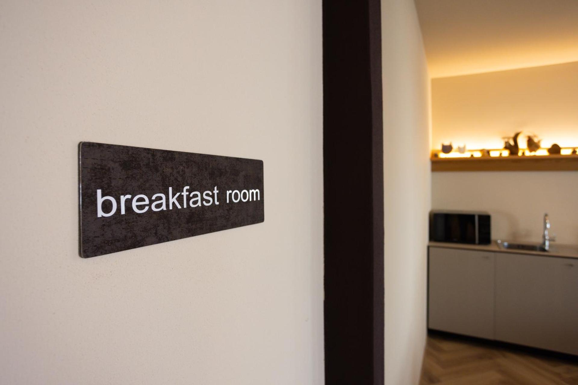 Arianna Suites Longevity