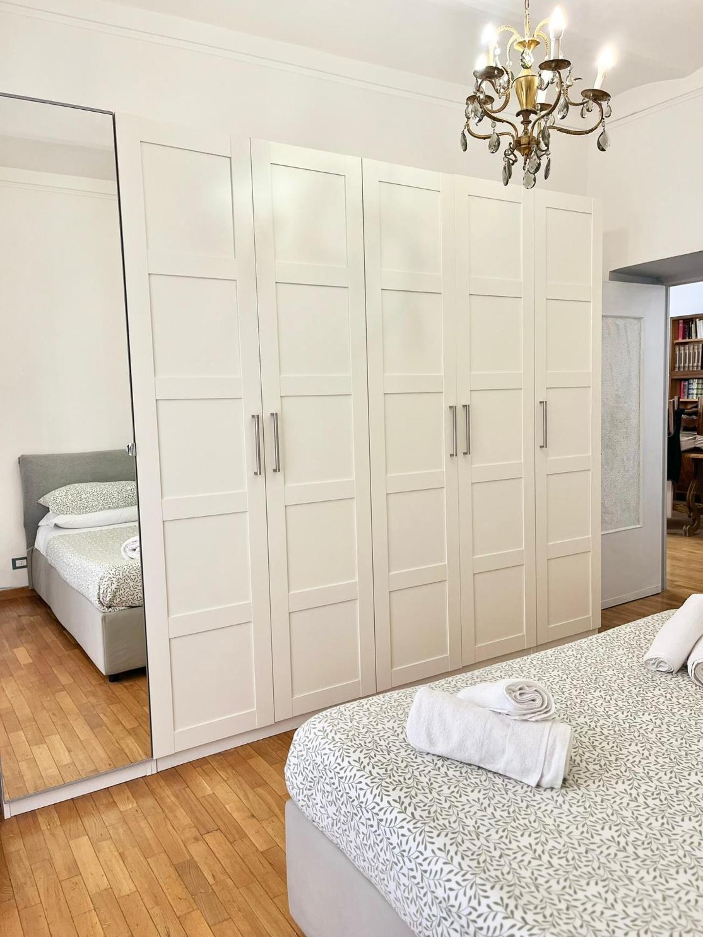 Glory house Vatican & Saint Peter Basilica