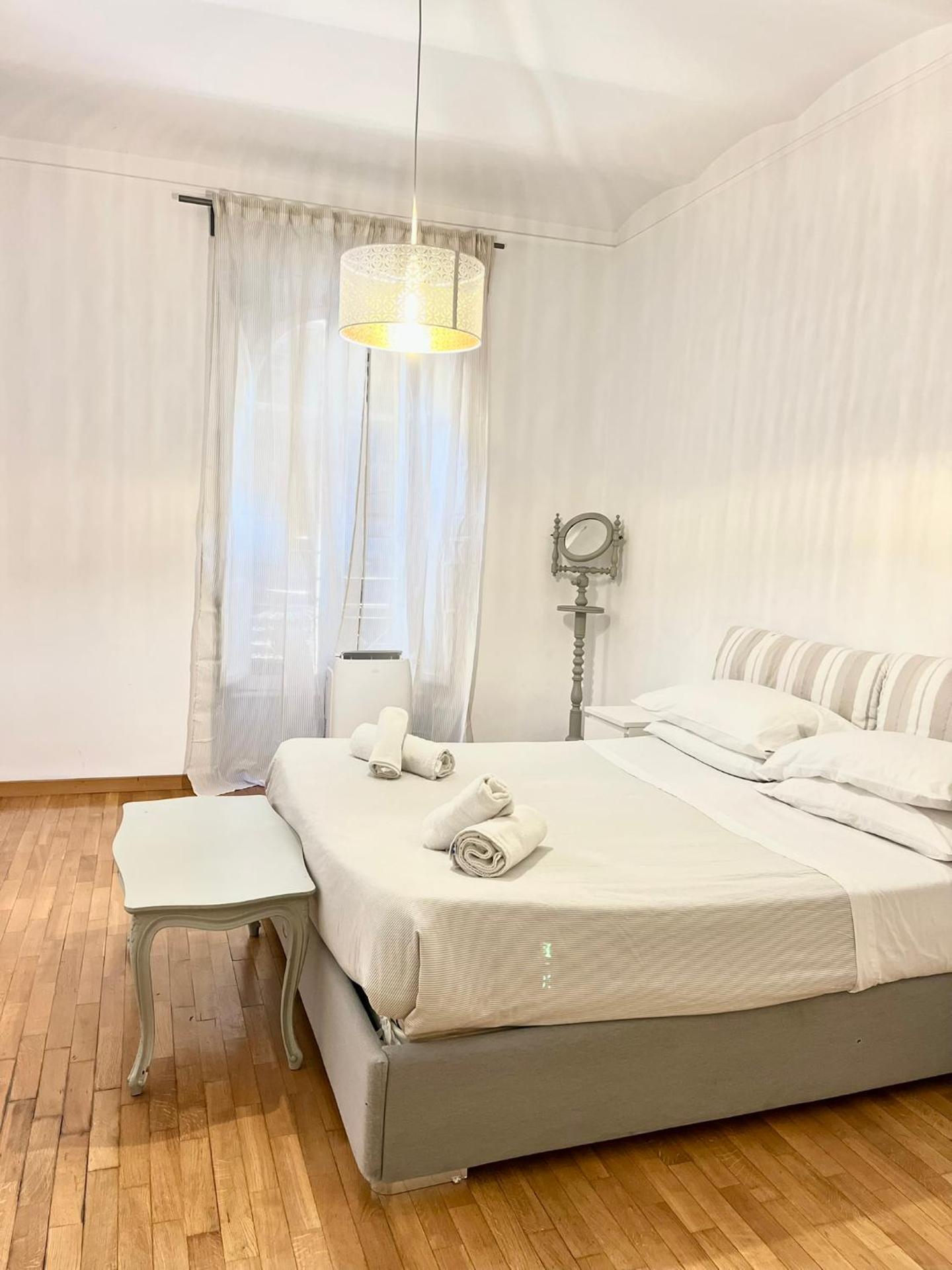 Glory house Vatican & Saint Peter Basilica