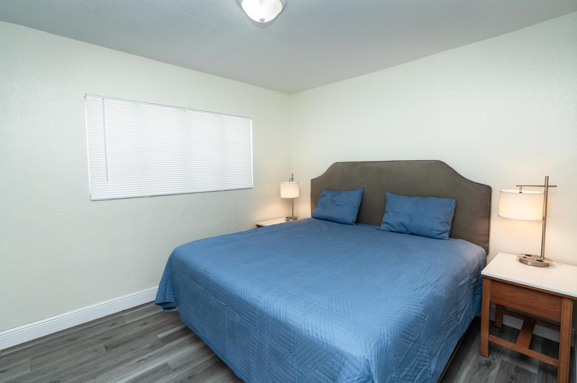 Sunrise Resort Motel South