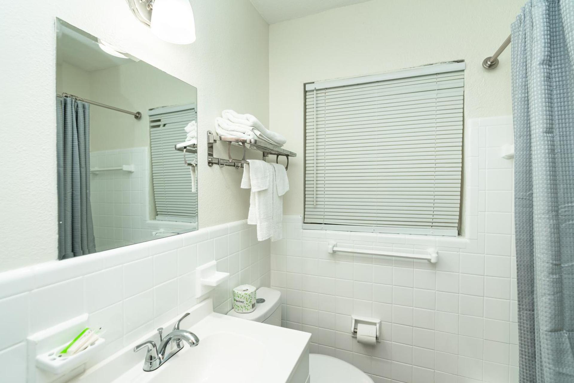 Sunrise Resort Motel South