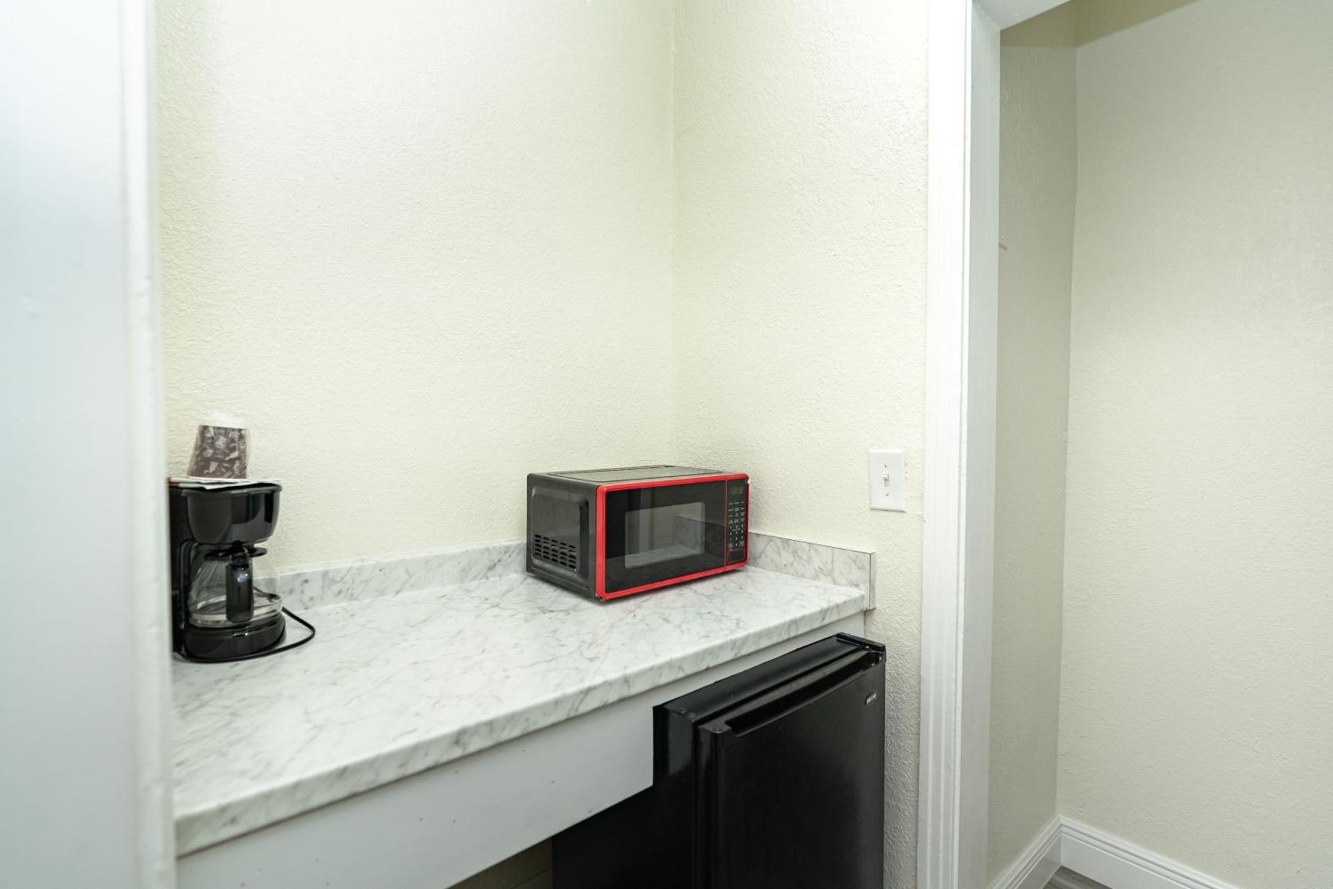 Sunrise Resort Motel South