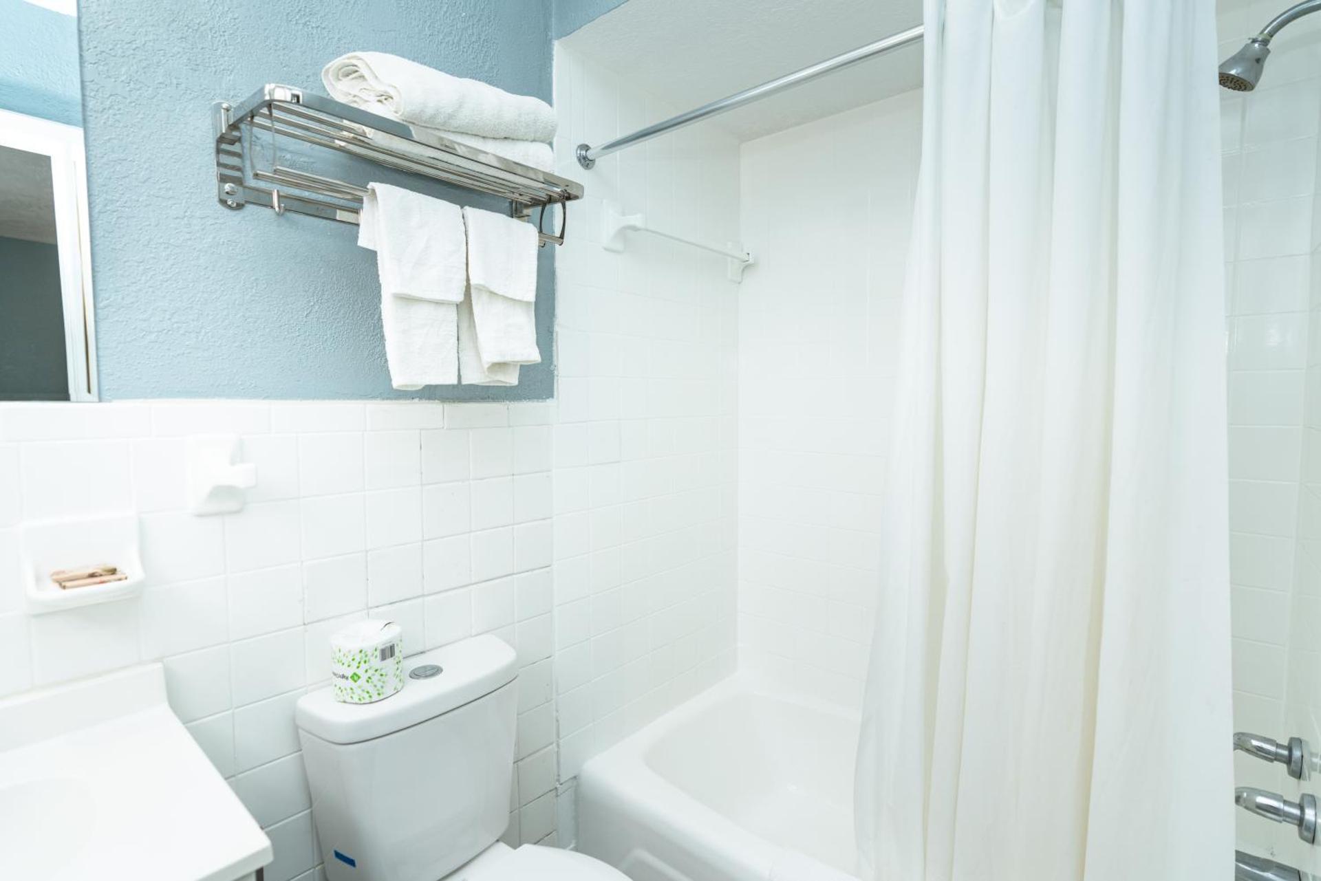 Sunrise Resort Motel South