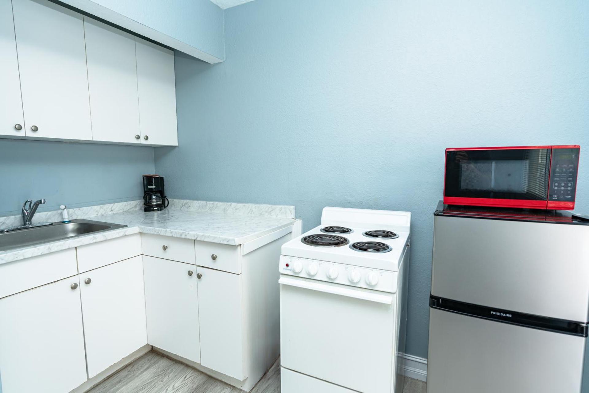 Sunrise Resort Motel South