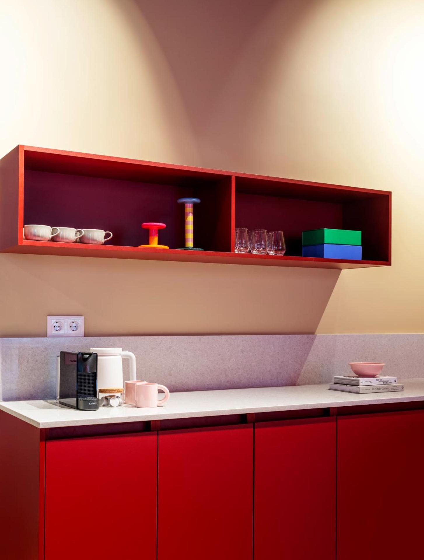 Coffee/tea facilities