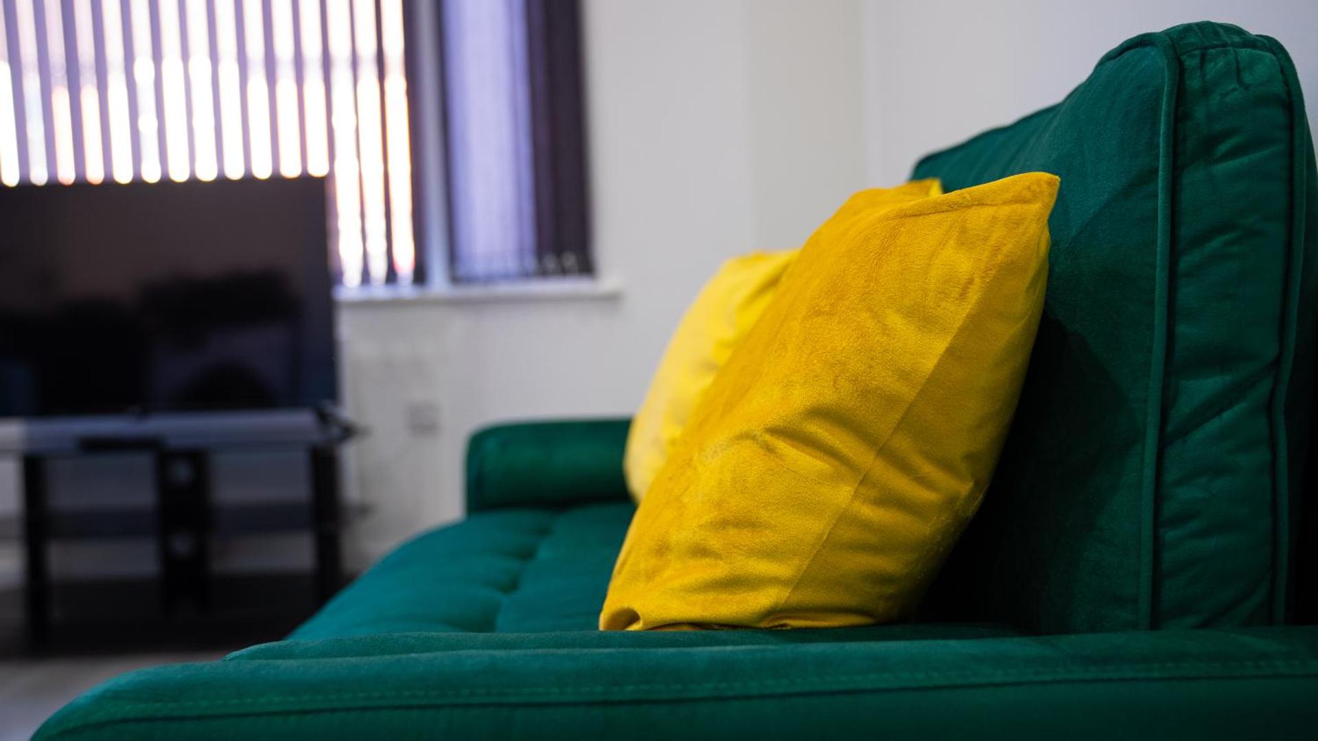 Prestige Stays Cardiff Modern 1-Bedroom Apartment near City Centre Wi-Fi & Lockbox Check-In