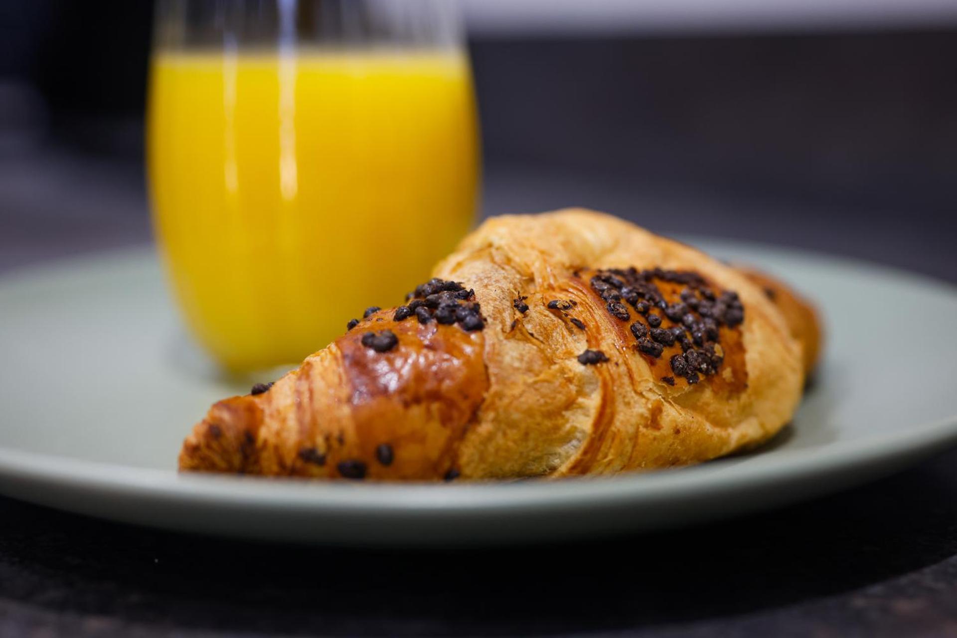 Prestige Stays Cardiff Modern 1-Bedroom Apartment near City Centre Wi-Fi & Lockbox Check-In