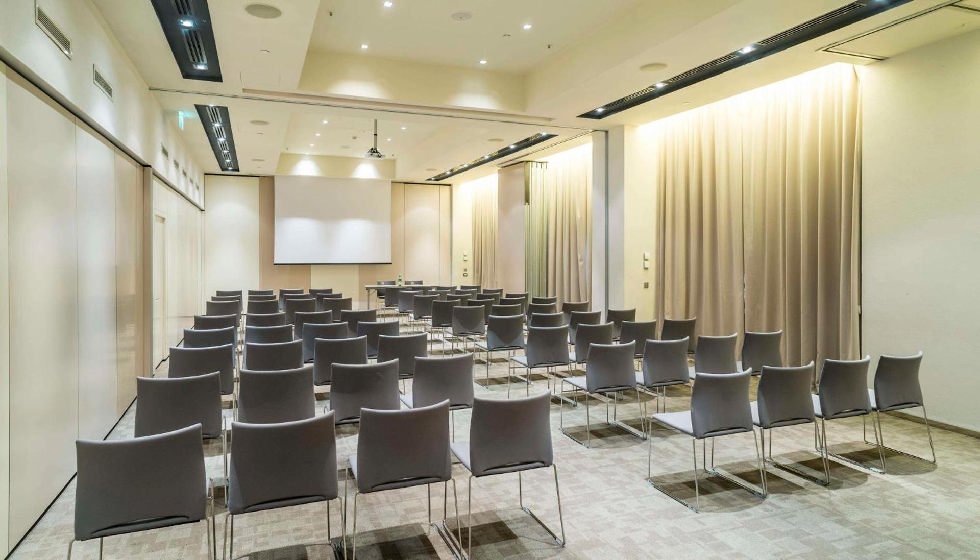 Meeting/conference room