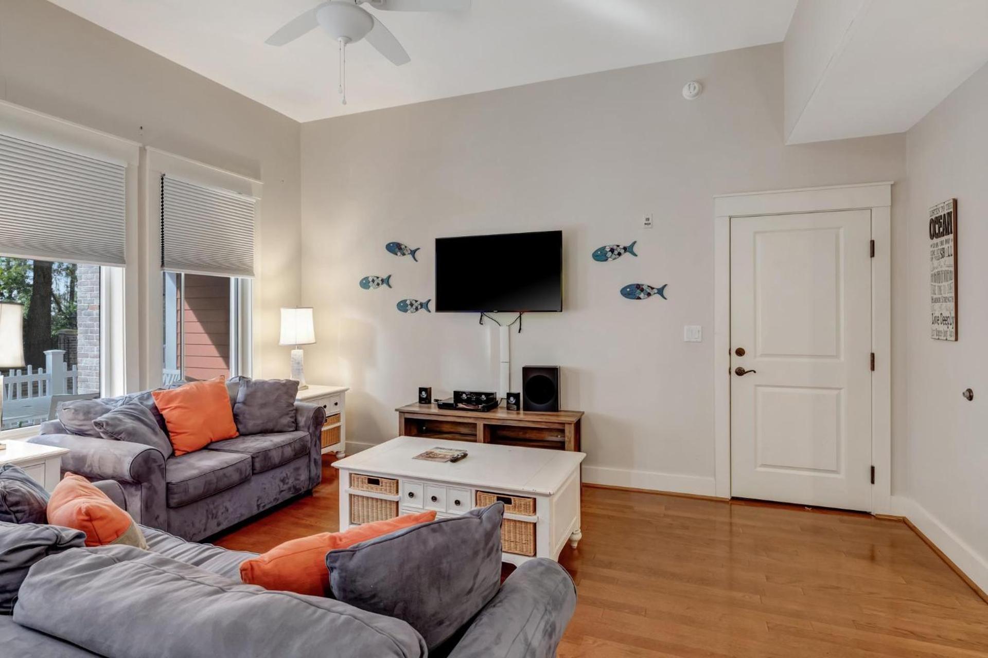 One-Bedroom Apartment with Terrace