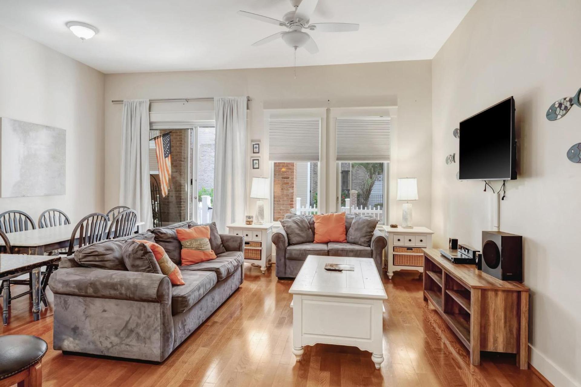 One-Bedroom Apartment with Terrace