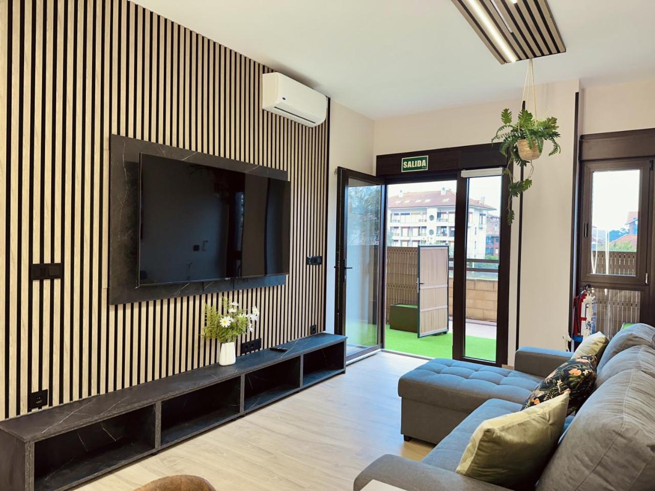 Flower Deluxe Apartamento con Jardín 6082B