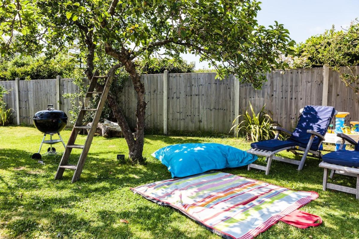 The Studio Christchurch B&B Luxury Garden Room