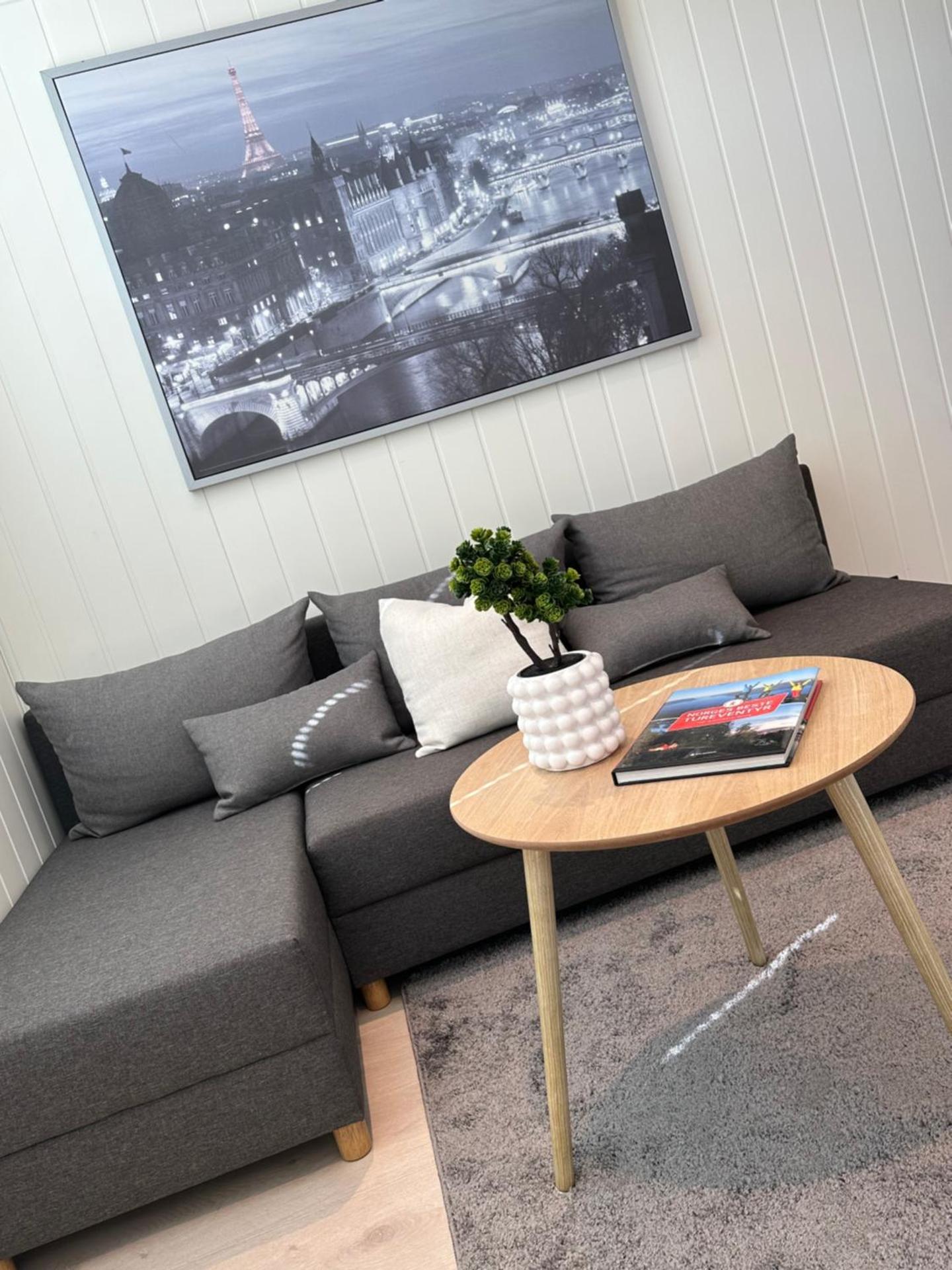 Kaldvell Stays Central - New Apartment