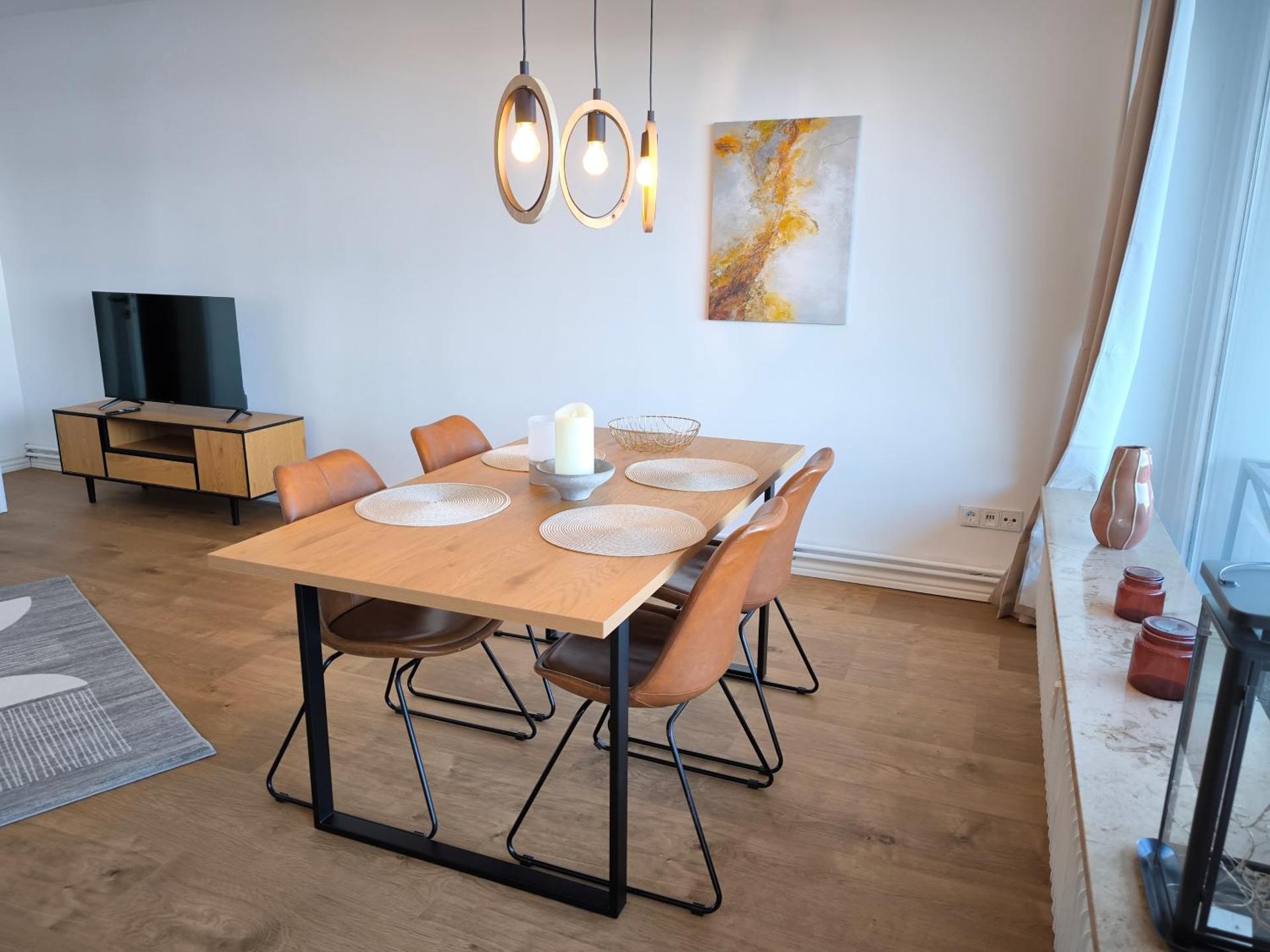 Schleizauber Ferienwohnung mit Wasserblick und einer großzügigen Terrasse