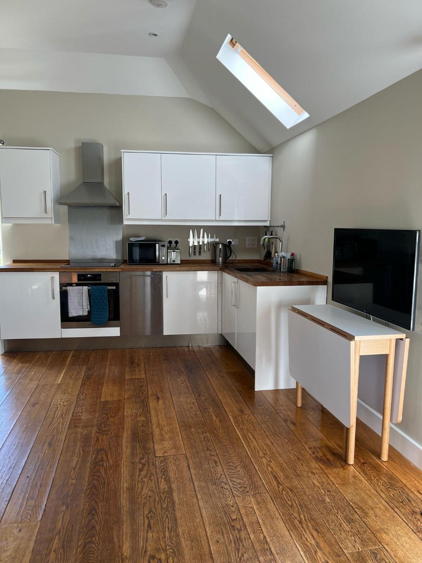 Little Park Farm Queen Anne Farmhouse & Apartments