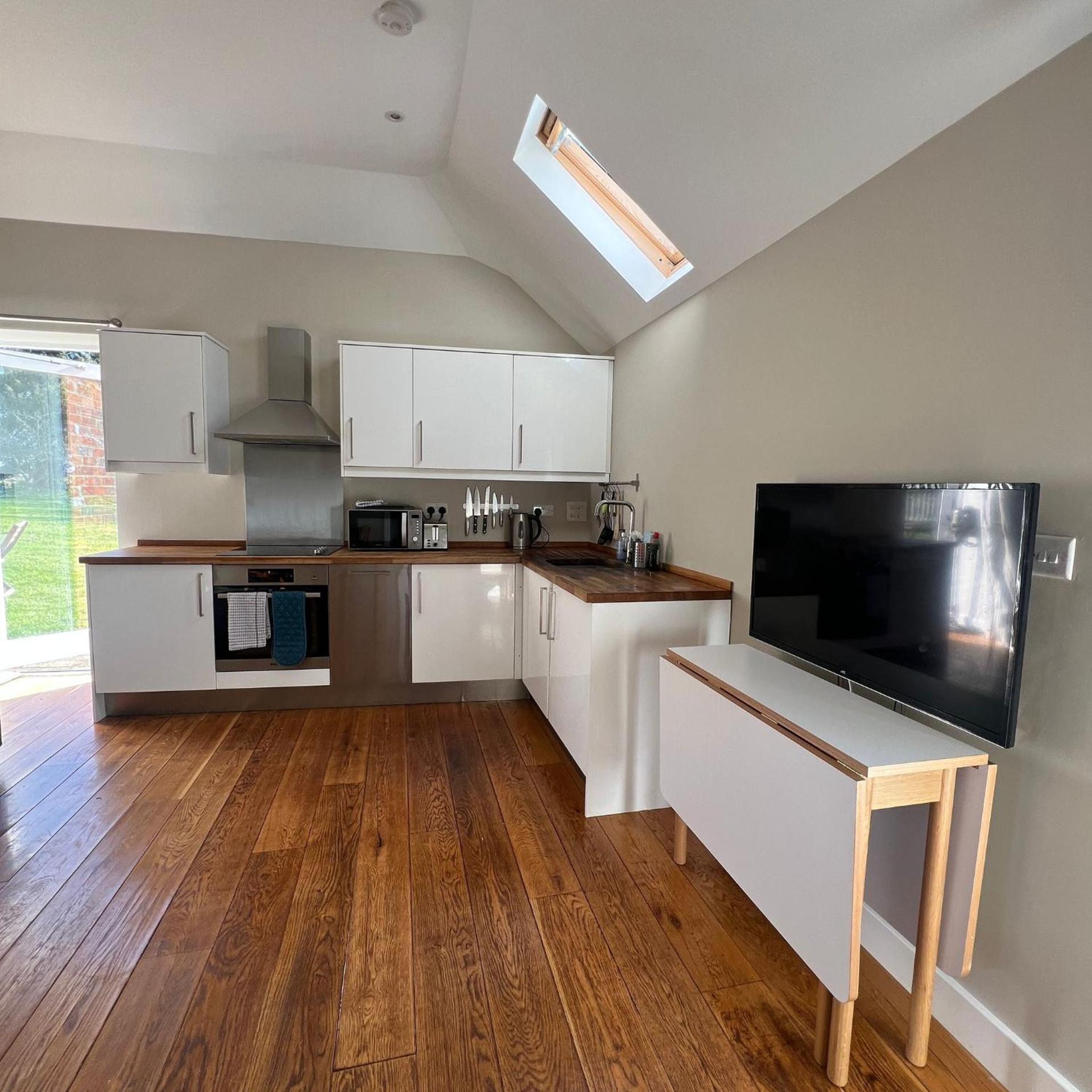 Little Park Farm Queen Anne Farmhouse & Apartments