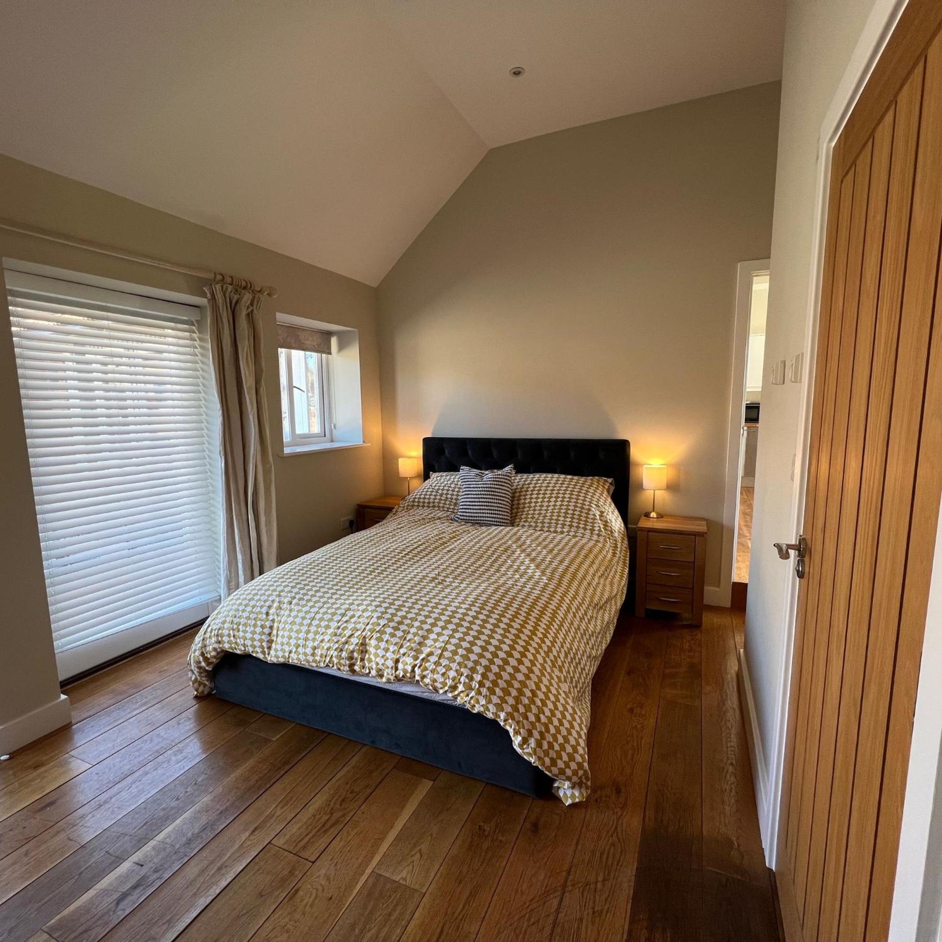 Little Park Farm Queen Anne Farmhouse & Apartments