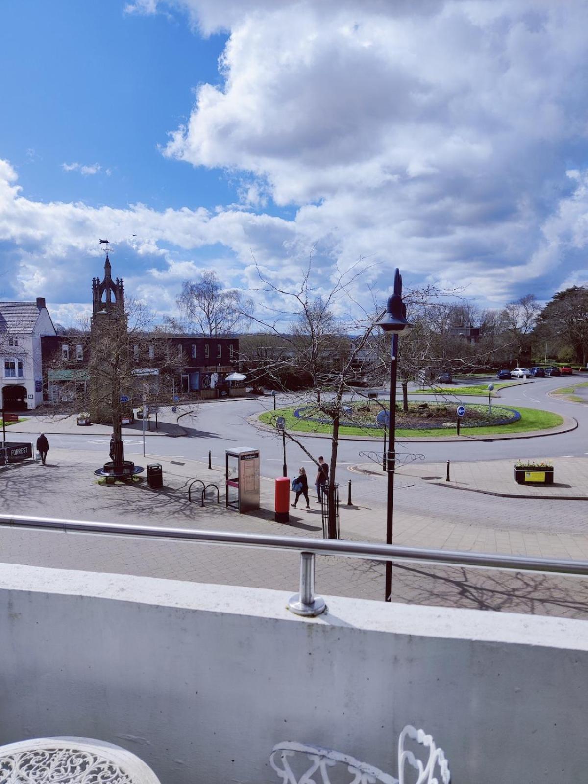 Two Floor Flat in Town Center