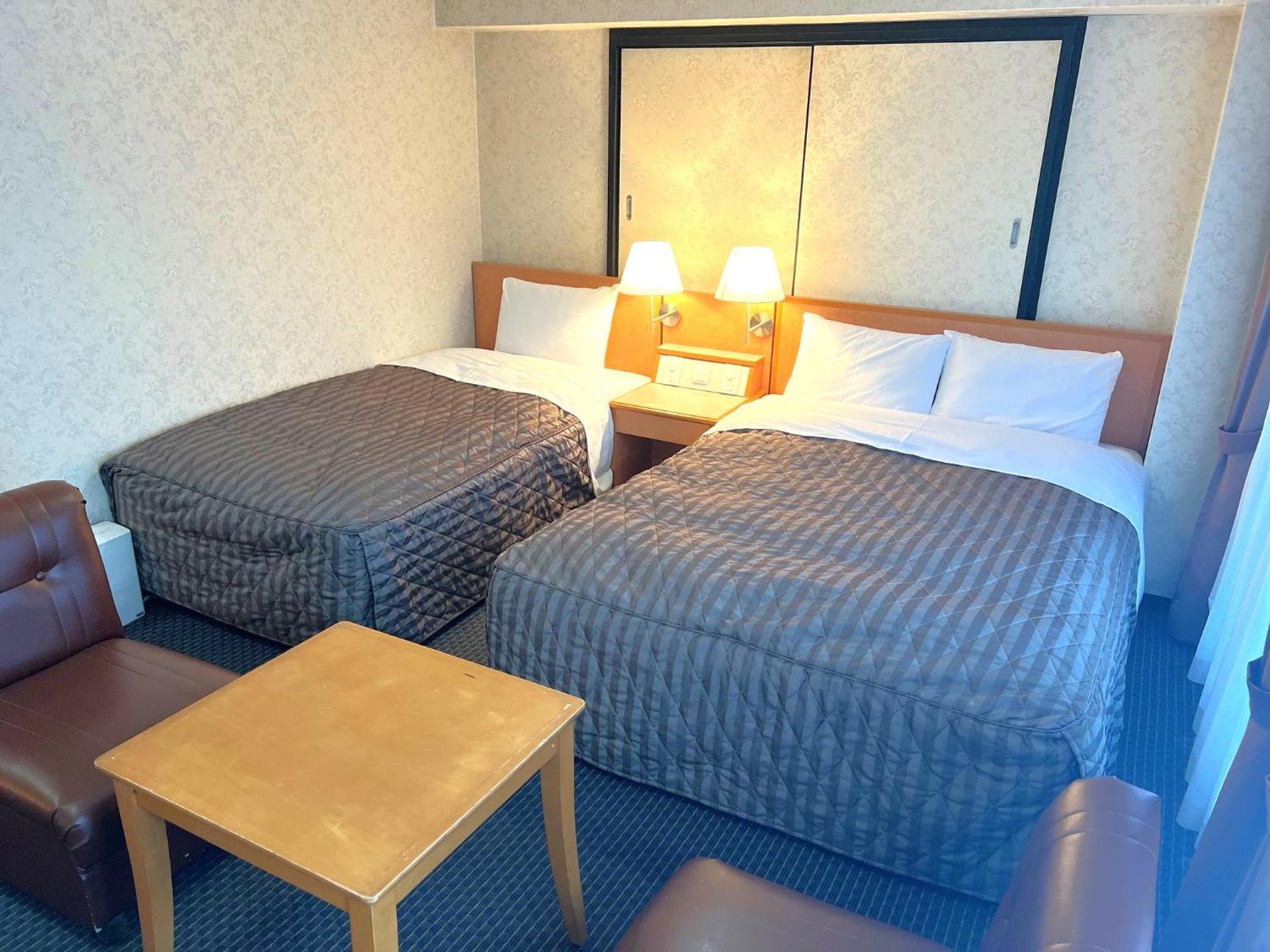 Business Inn Sennichimae Hotel