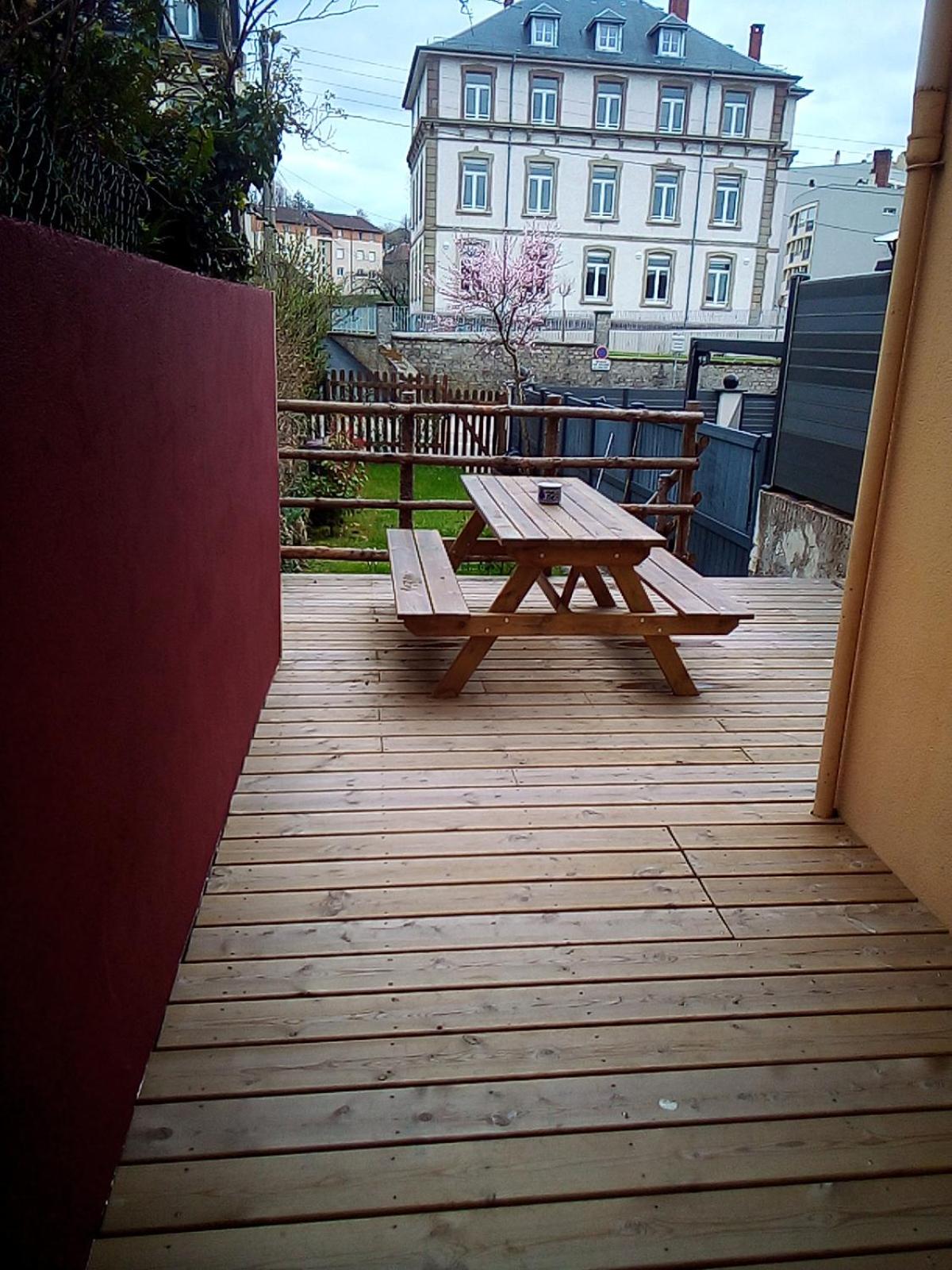 L'OASIS maisonnette centre ville 3 chambres terrasse espace vert privé parc sainte croix center parc 20 minutes