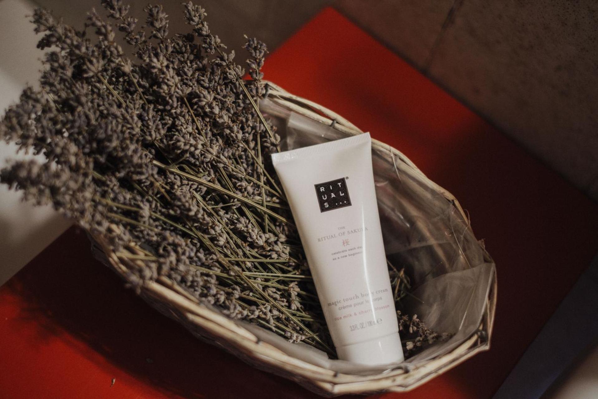 Töllhof Apartments and Farm