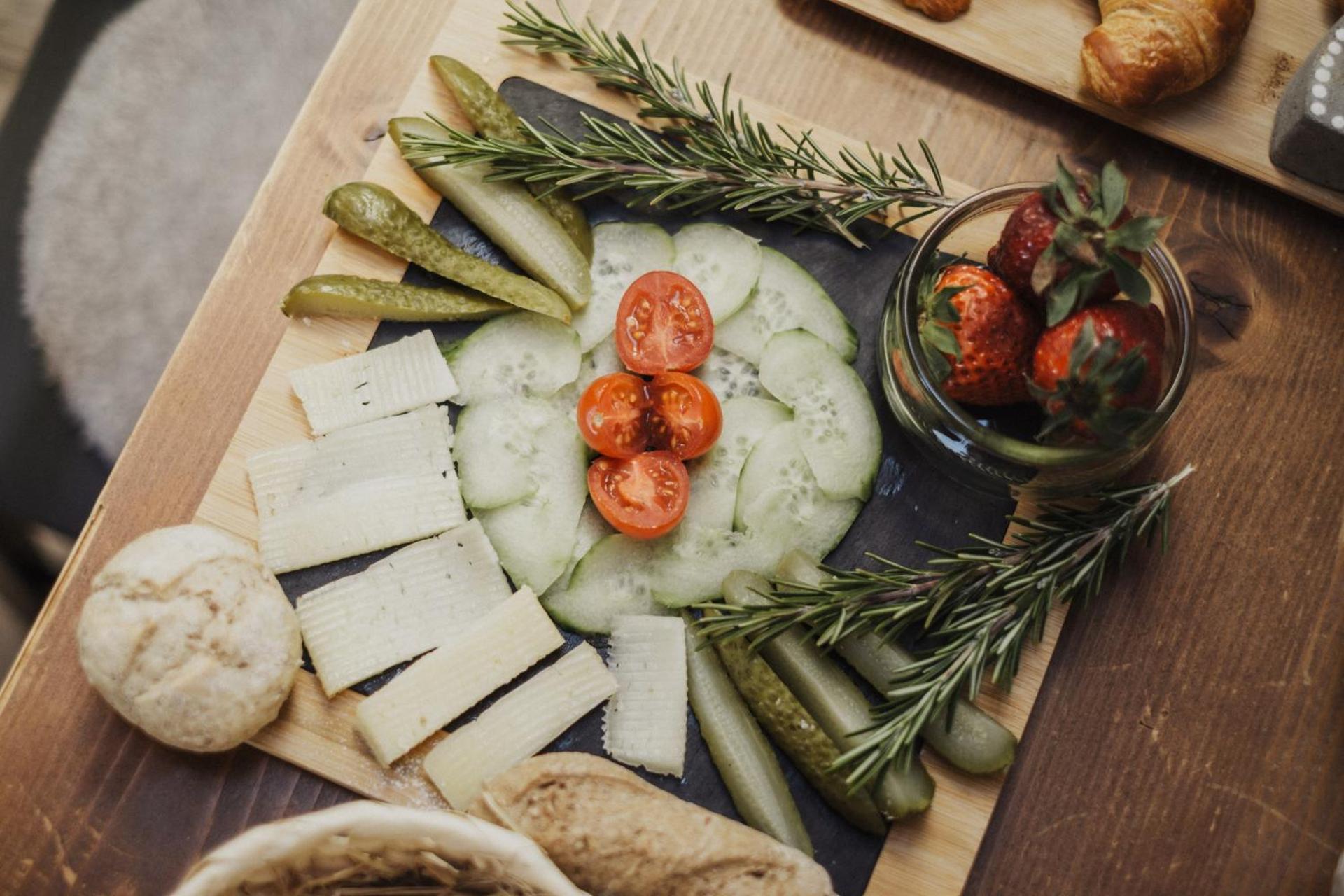 Töllhof Apartments and Farm