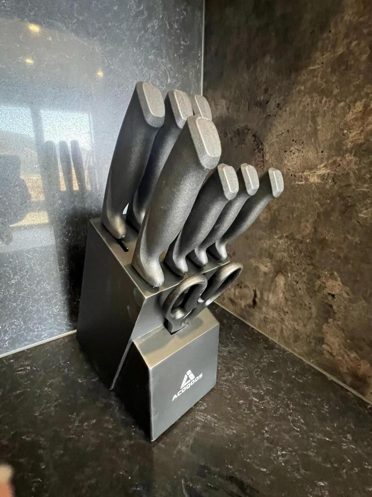 Moderne Neubau Wohnung mit Terasse