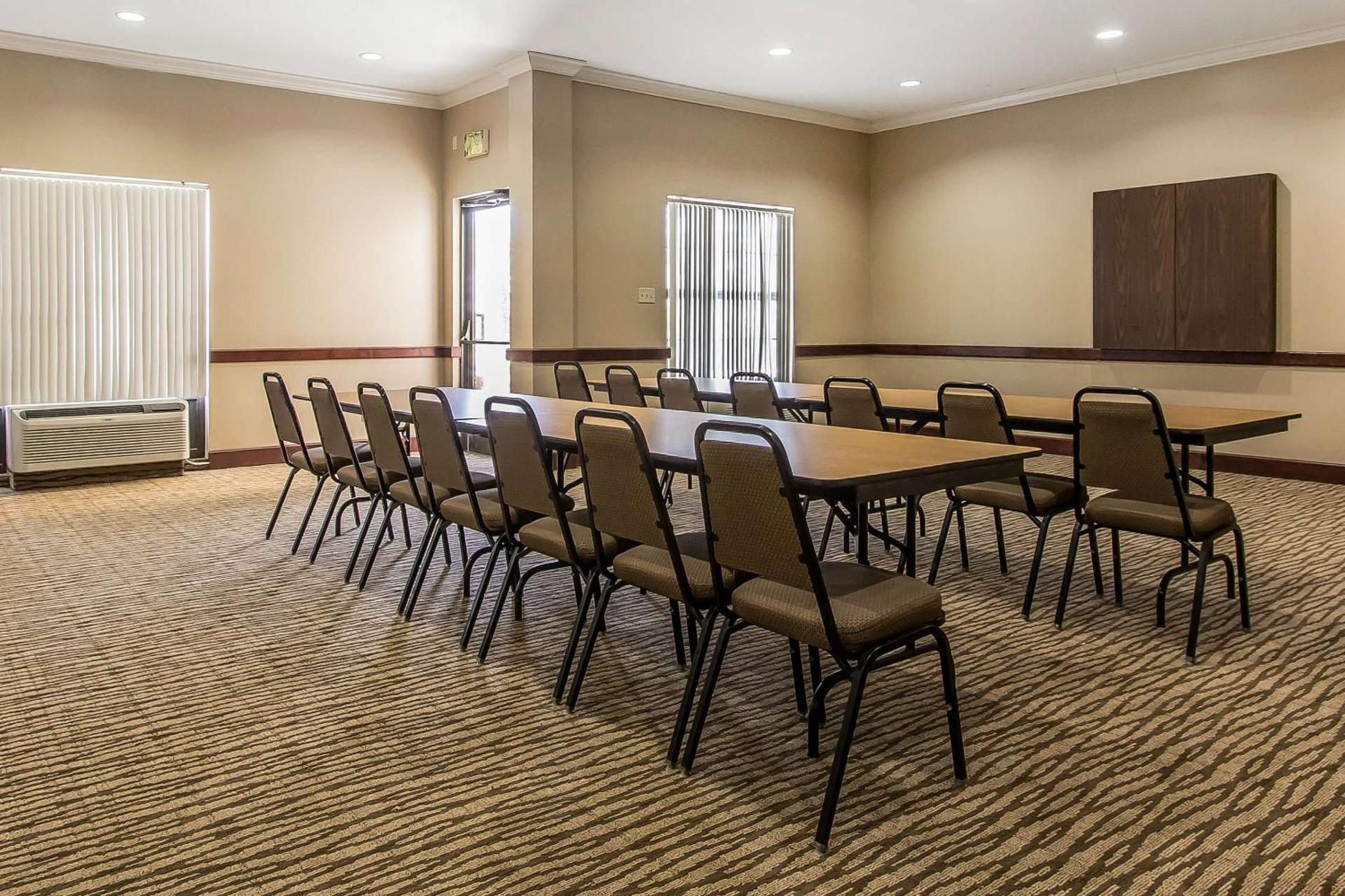 Meeting/conference room