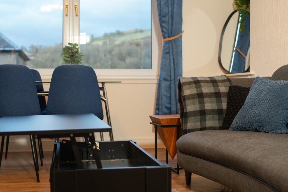 Modern 2 Bedroom Terrace