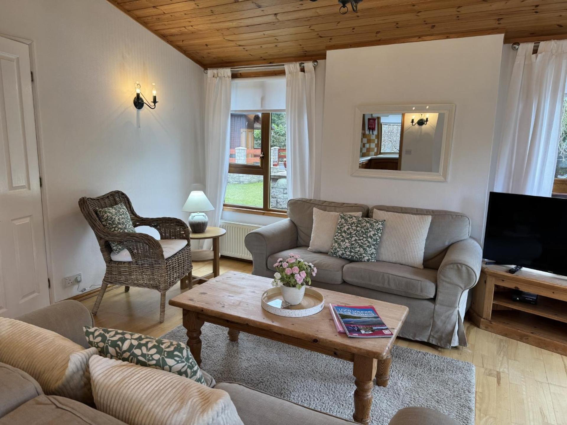 Walled Garden Lodges Loch Lomond