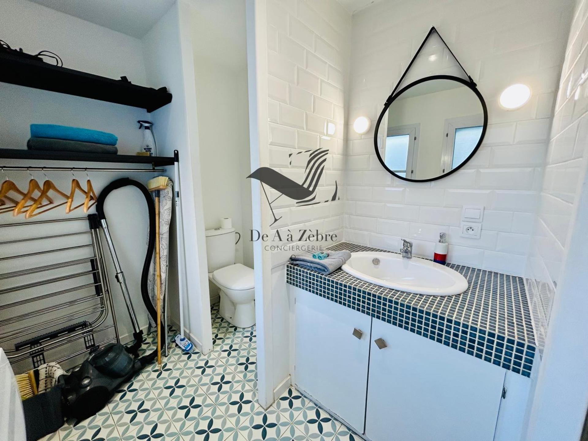 L'Authentique - Situé en face des thermes et tout proche du coeur de ville