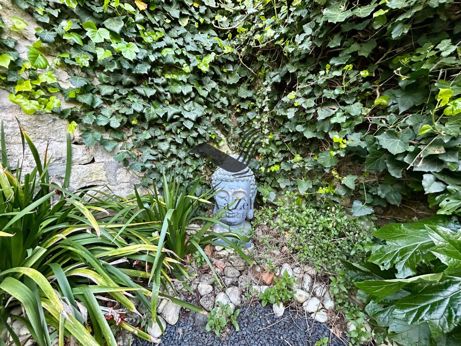 L'Authentique - Situé en face des thermes et tout proche du coeur de ville