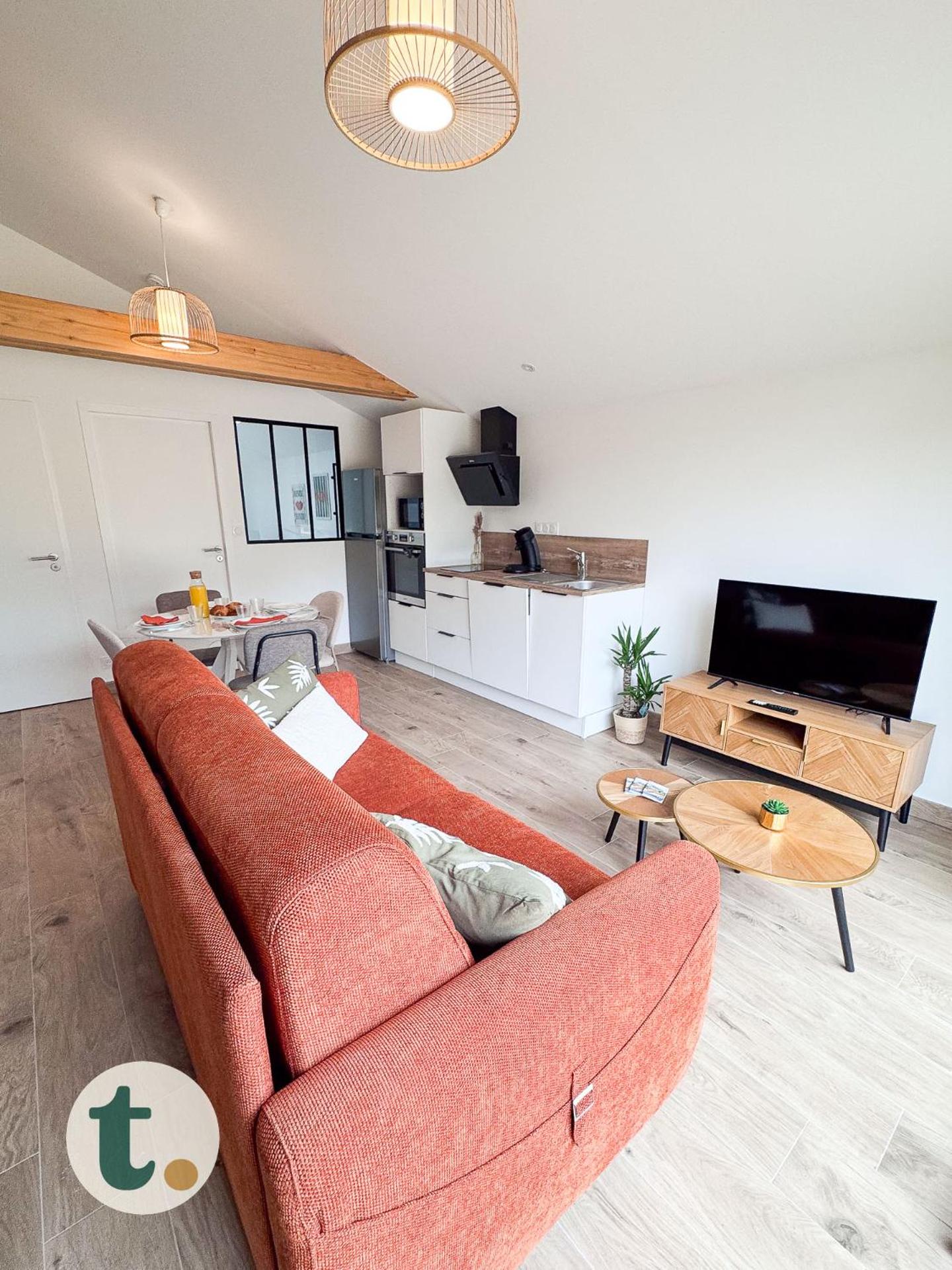 Communal lounge/ TV room