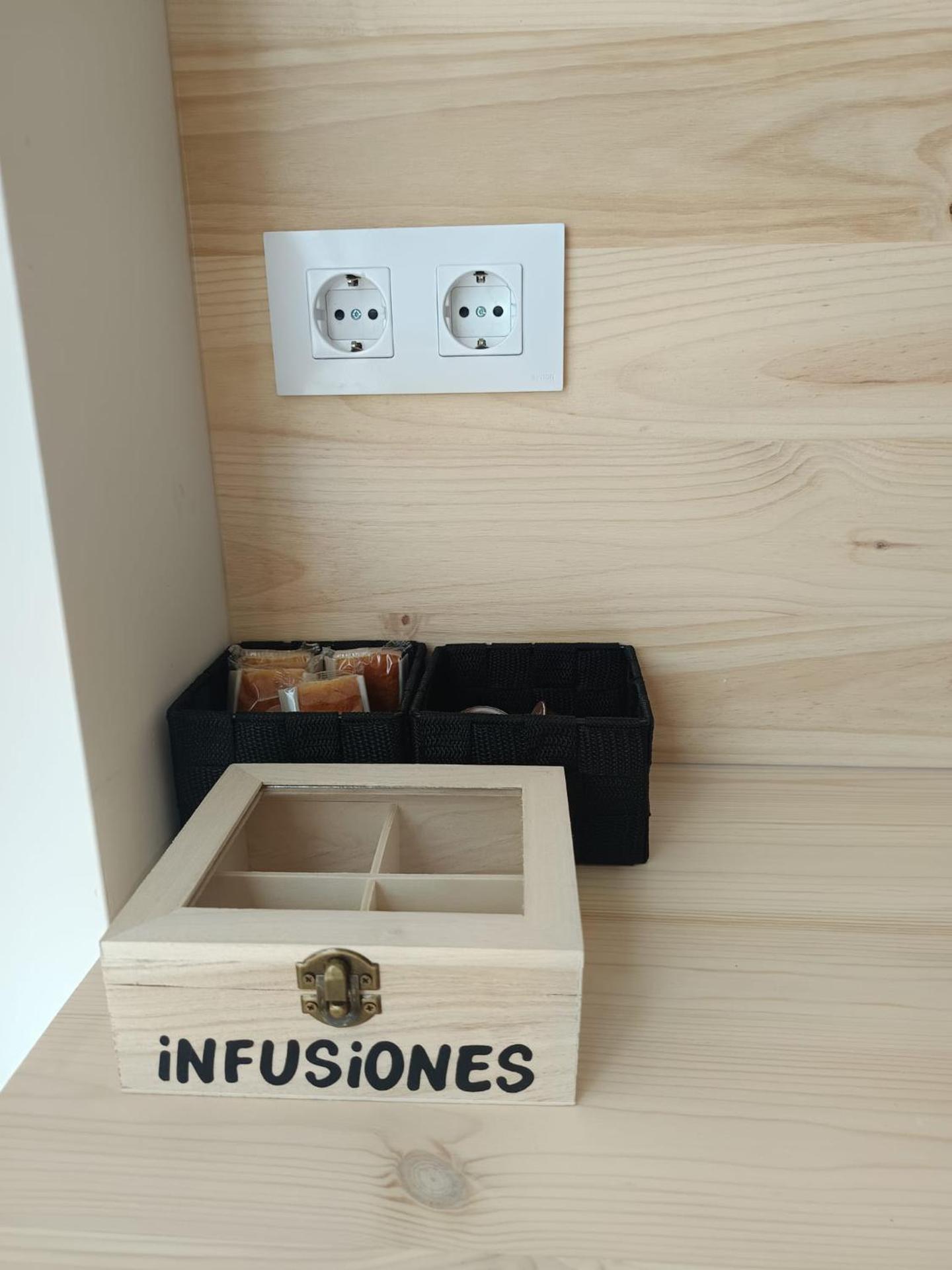 Coffee/tea facilities