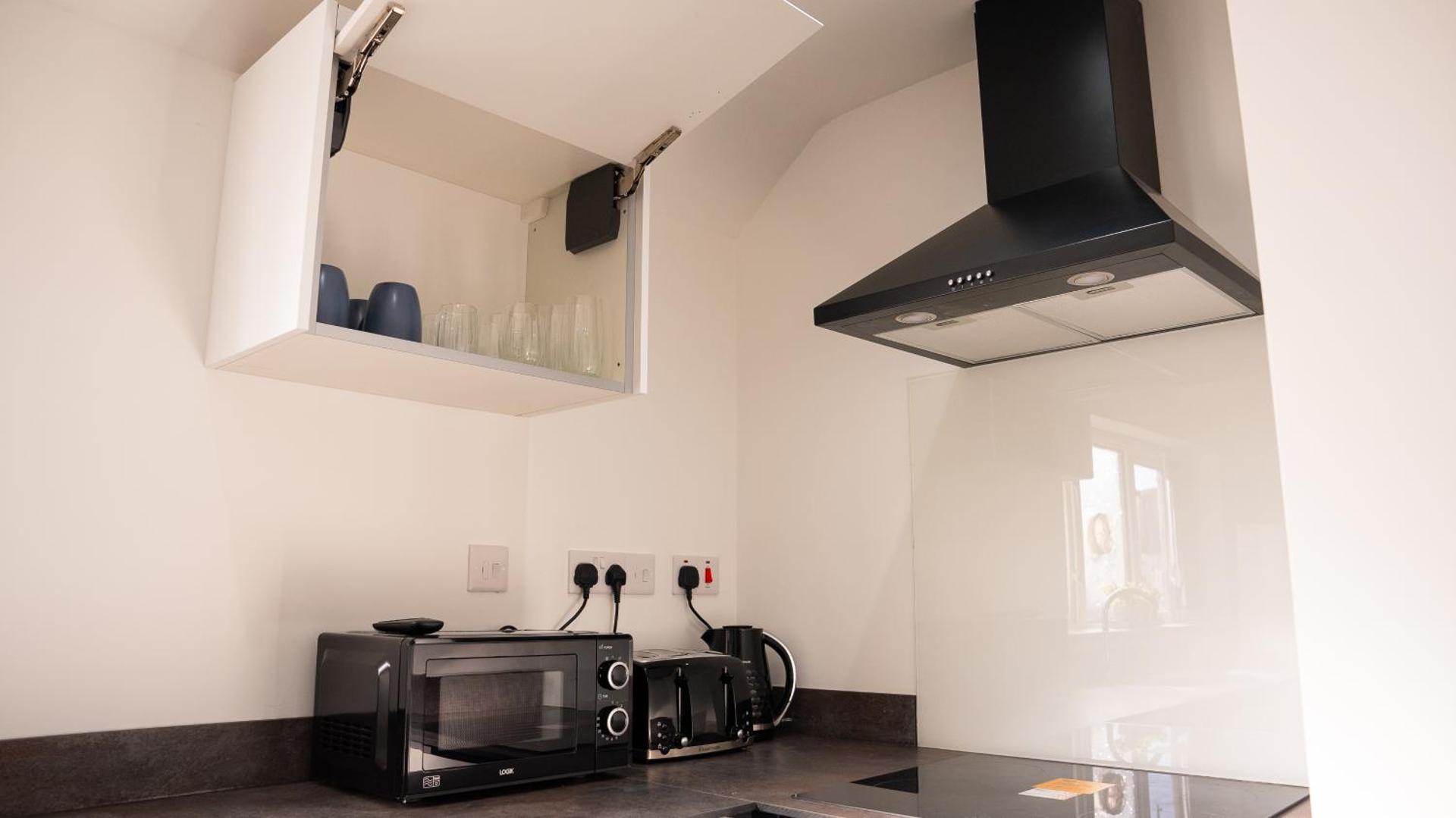 Prestige Stays Cardiff Modern 1-Bed Apartment near City Centre Wi-Fi & Lockbox Check-In