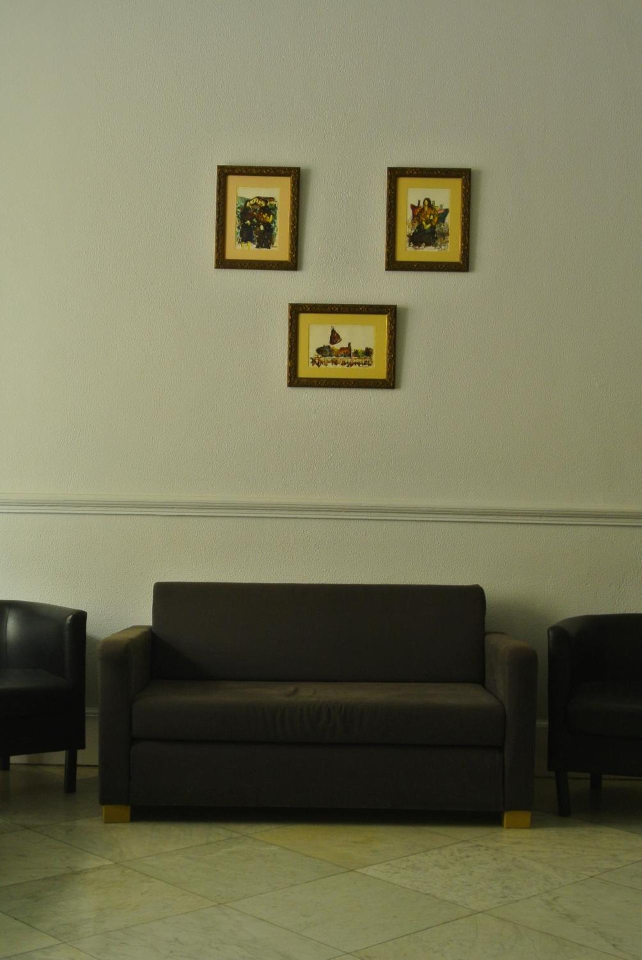 Communal lounge/ TV room