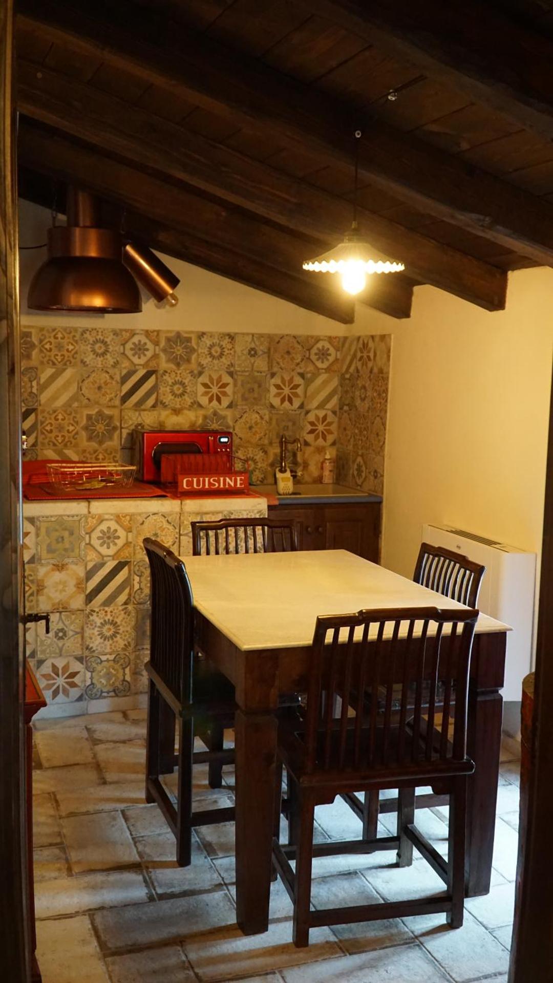 Festina Lente - Guest House