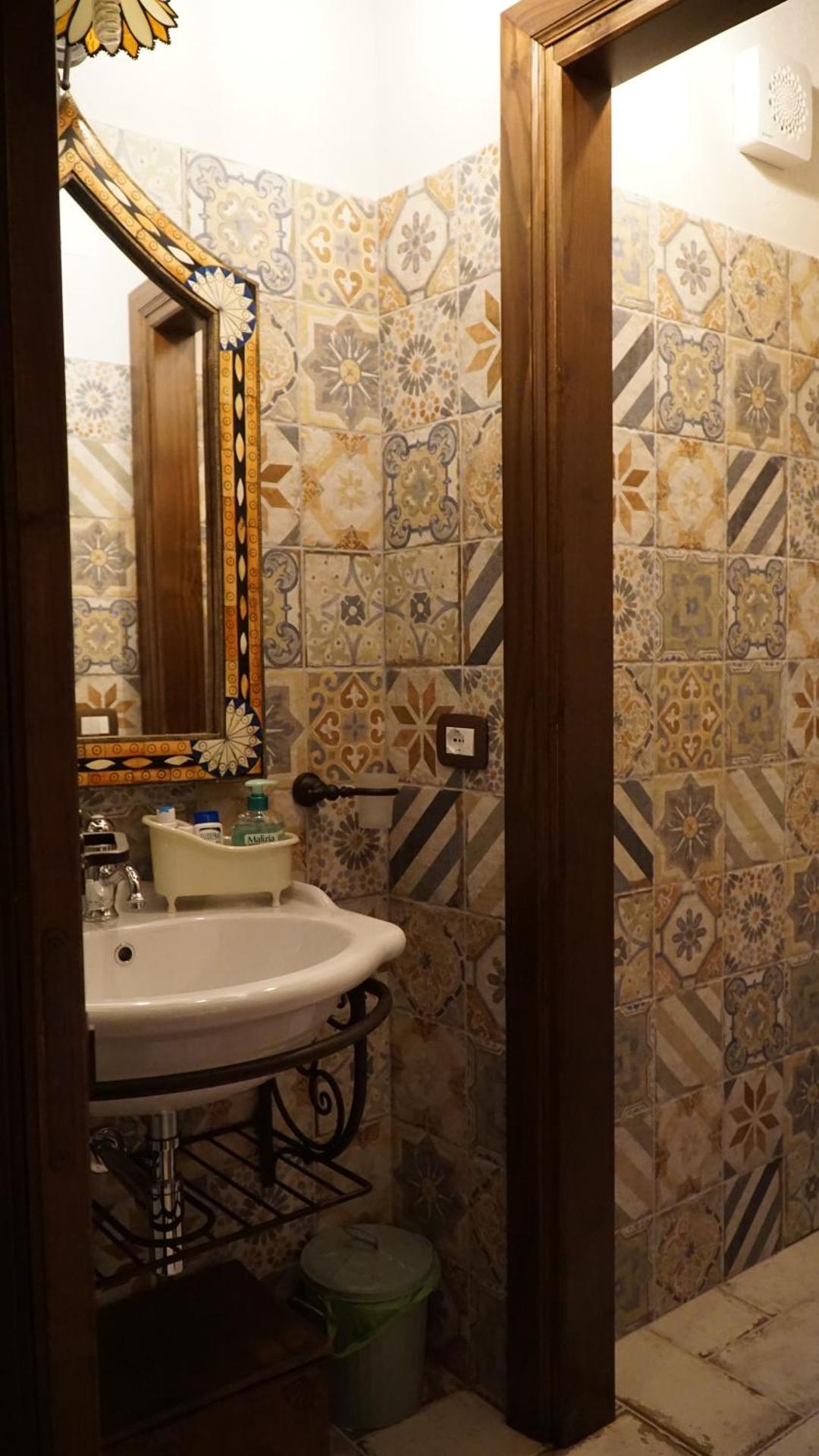 Festina Lente - Guest House