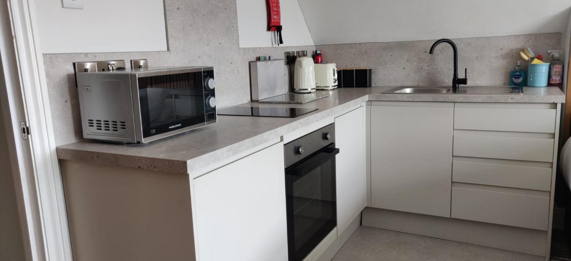 Kitchen or kitchenette