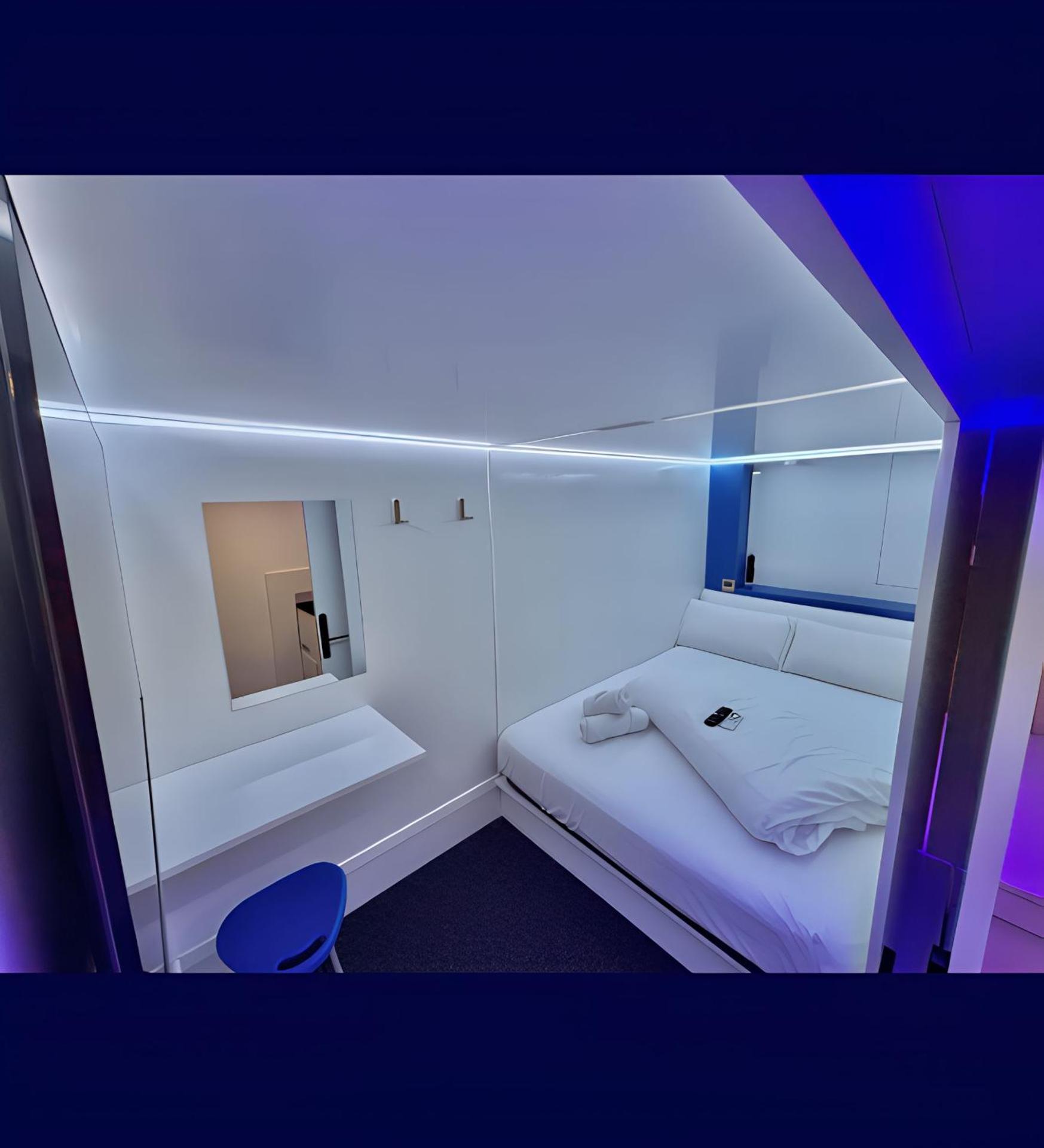 Modulo Deluxe XXL en habitacion compartido mixta de 3 modulos