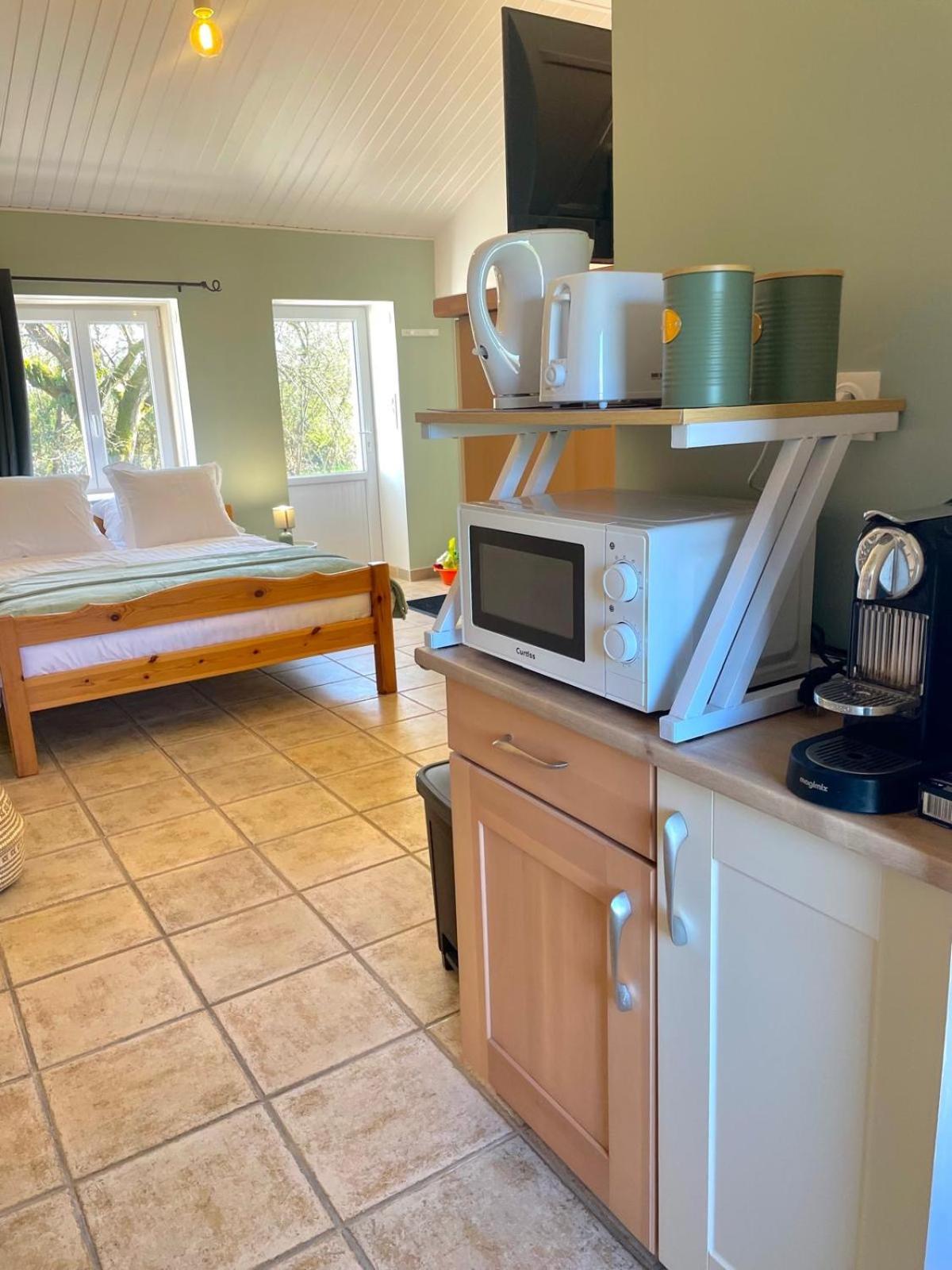 Coffee/tea facilities